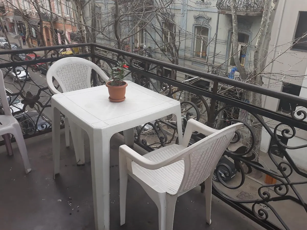 טביליסי Nino'S Apartment On Shalva Dadiani גאורגיה